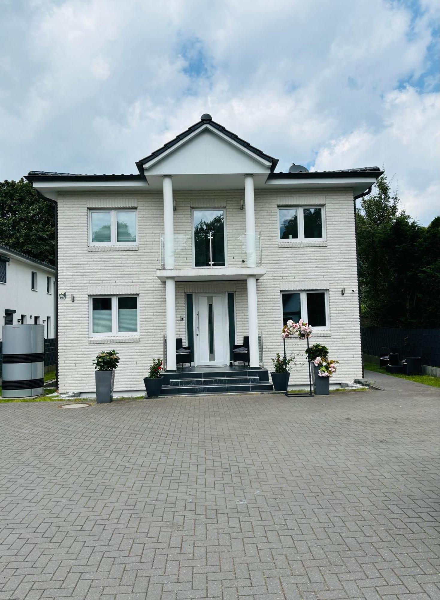 Modern Living In Hamburg-Wandsbek Self Check-In 2X Schlafzimmer 1X Schlafsofa Ngoại thất bức ảnh